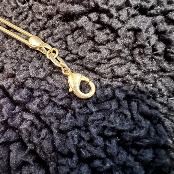 14K Gold Filled Dainty Paperclip Chain Bracelet Tarnish Resistant Hypoallergenic - Picture 3 of 3